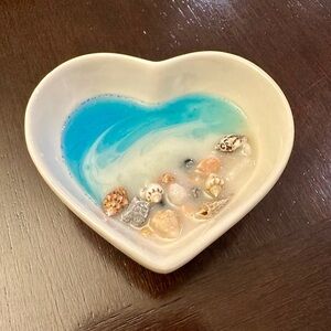Ceramic coastal heart jewelry dish.